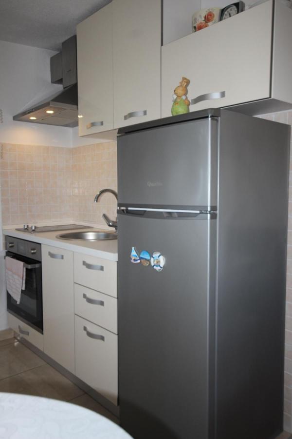 Apartmani Marijana Lozovac Exterior foto